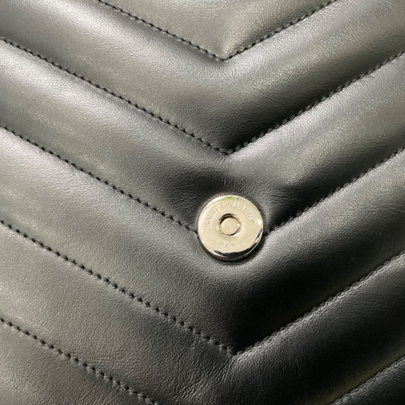 Ysl - Saint laurent medium loulou in black - Picture 9 of 13